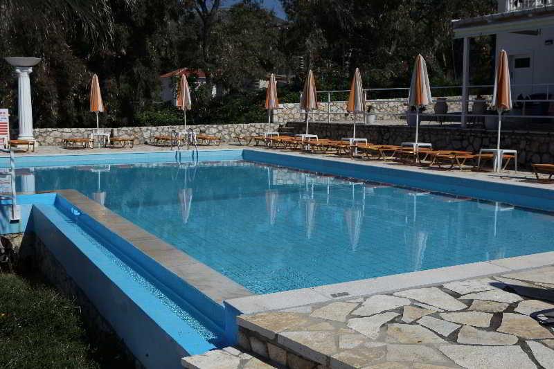 Marina Bay Hotel Ratzaklíon Екстериор снимка