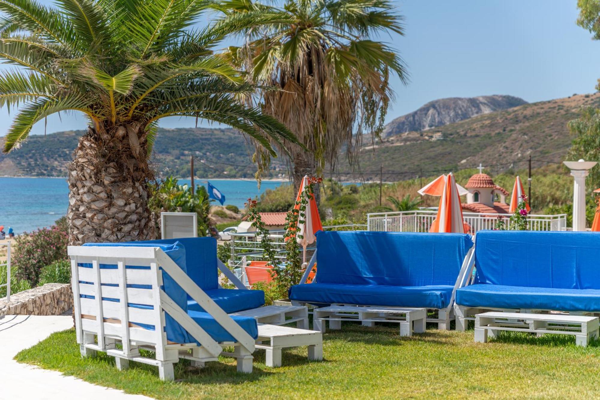 Marina Bay Hotel Ratzaklíon Екстериор снимка