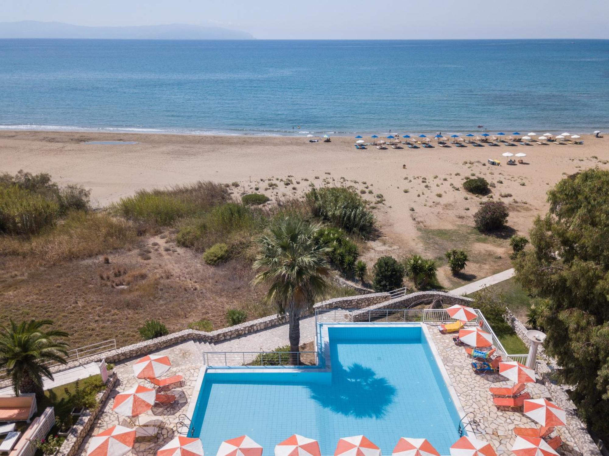 Marina Bay Hotel Ratzaklíon Екстериор снимка