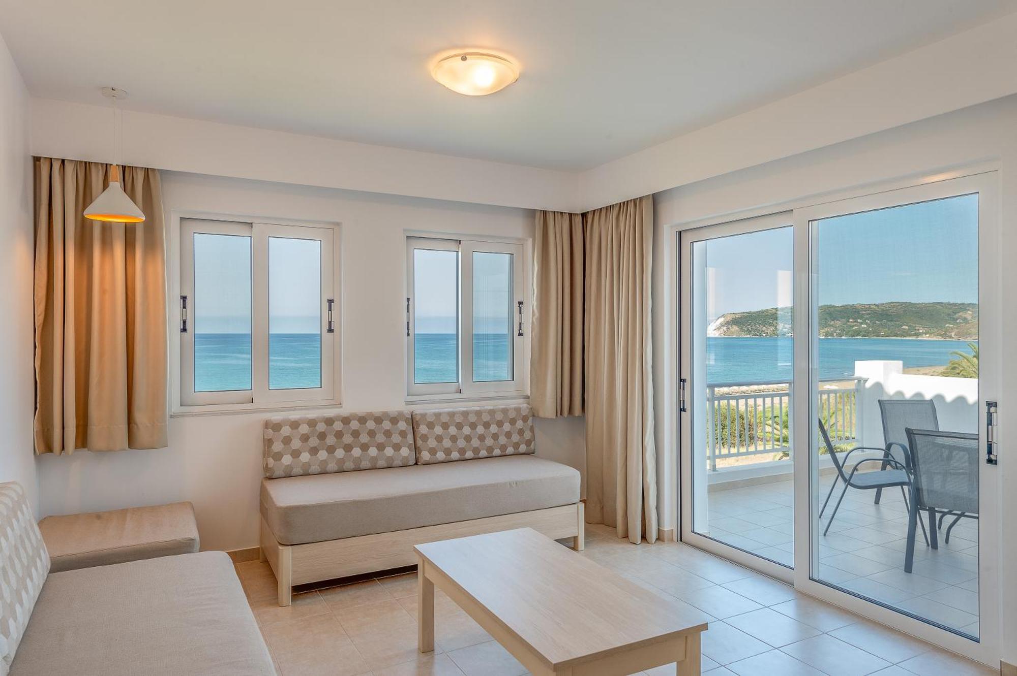 Marina Bay Hotel Ratzaklíon Екстериор снимка