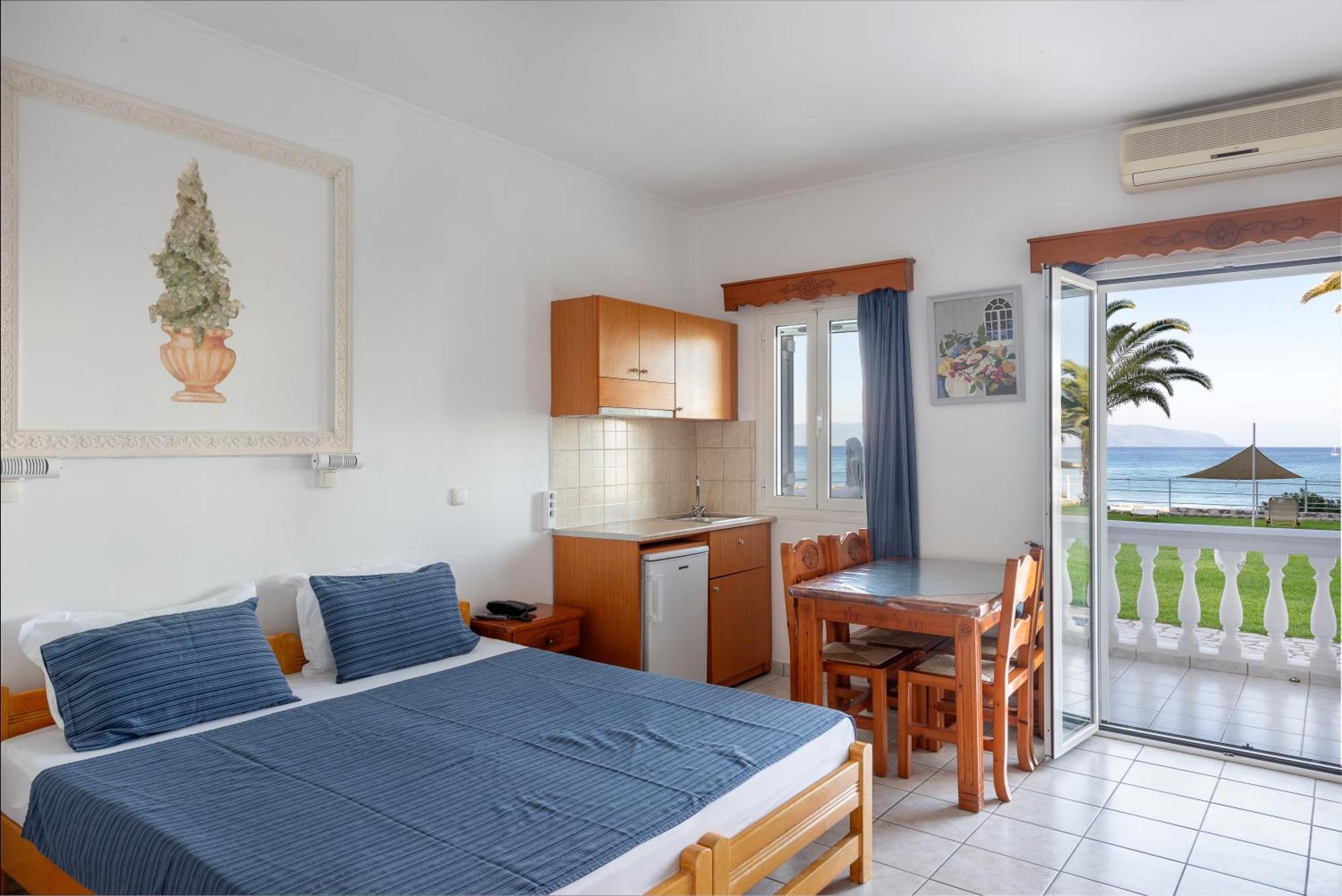 Marina Bay Hotel Ratzaklíon Екстериор снимка