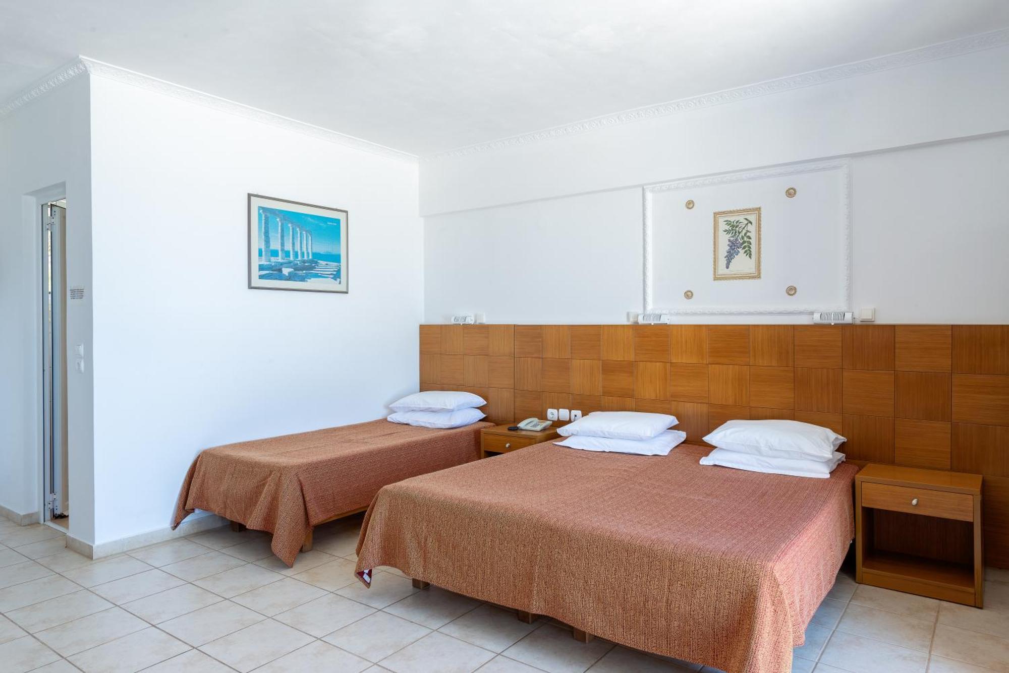 Marina Bay Hotel Ratzaklíon Екстериор снимка