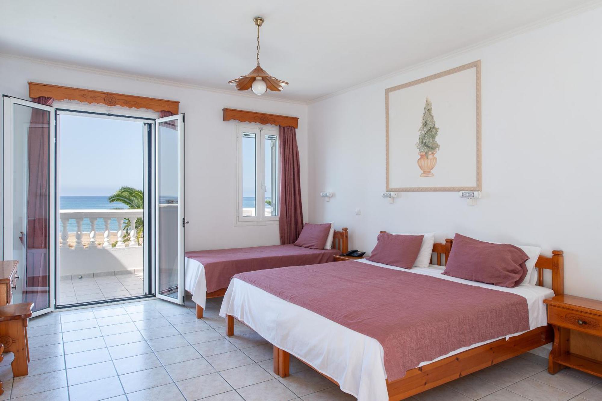 Marina Bay Hotel Ratzaklíon Екстериор снимка